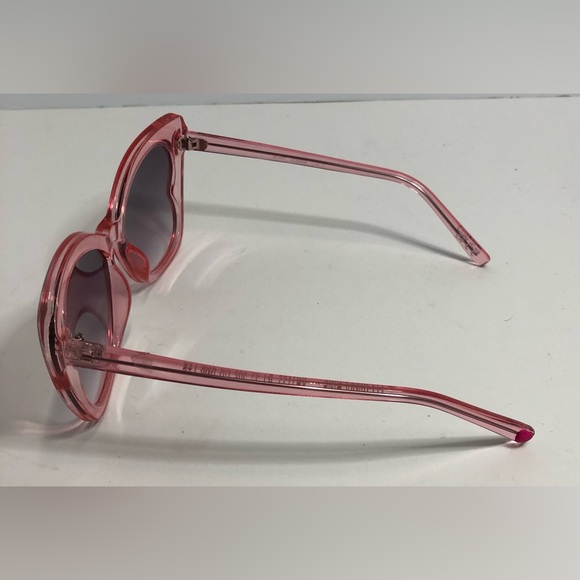 Betsey Johnson Cat Eye Sunglasses. Transparency Pink - Picture 7 of 8